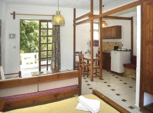 Proimos Apartments