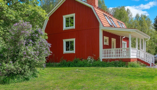 Pure nature: Top-equipped house in a secluded location with WLAN.