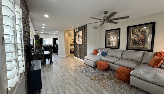 Quiet, Comfortable, & Convenient North Phoenix Condo!