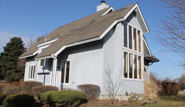 Quiet Spacious Property in Newport Harbor/Saugatuck Douglas