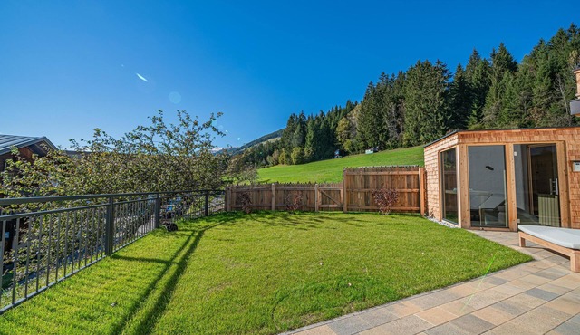 Relaxed time out with terrace, garden and sauna