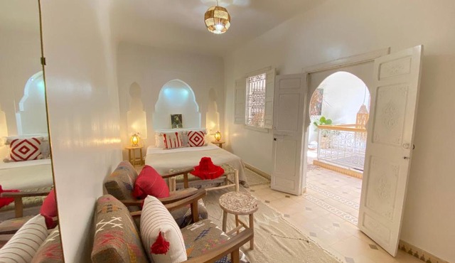 RIAD ELAYA for 6 Persons Breakfast Included and Atlas Mountain View