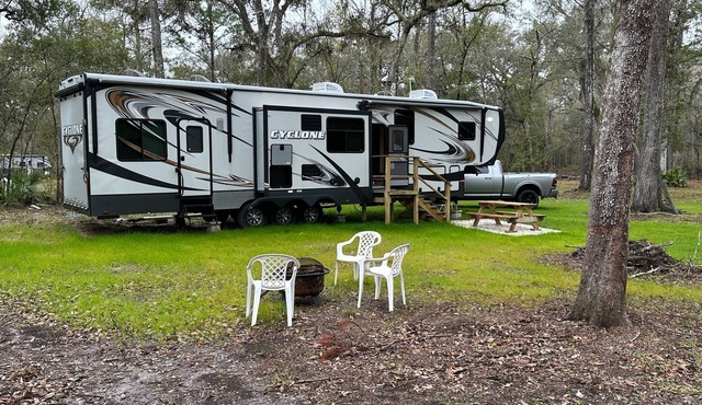 River front relaxation retreat rv on the famous Suwannee river