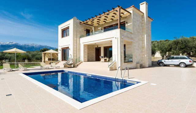 RODI LUXURY STONE VILLA