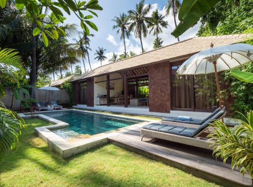 Ruby Romance Oceanside Villas