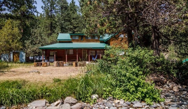 Rustic cabin where you can become one with nature!