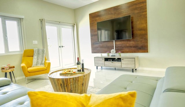 SBS Seaview Villa - 5 bed/4bath with Private Pool and 5 min from Excursions