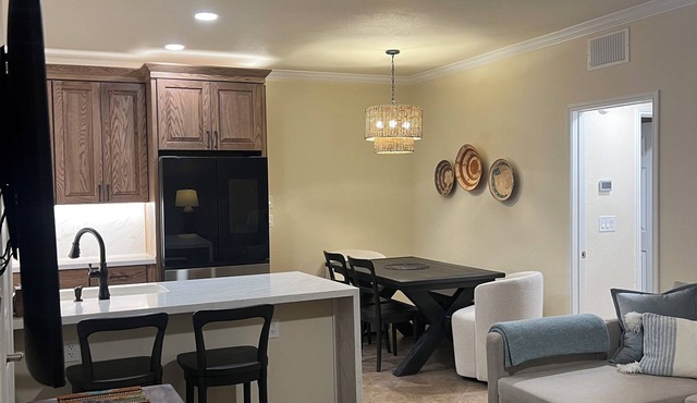 Scottsdale Kierland Condo in Gated Community
