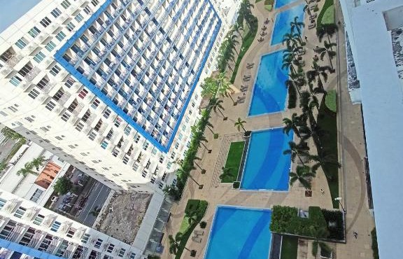 Sea Residences MOA Complex - Ruffa's Place