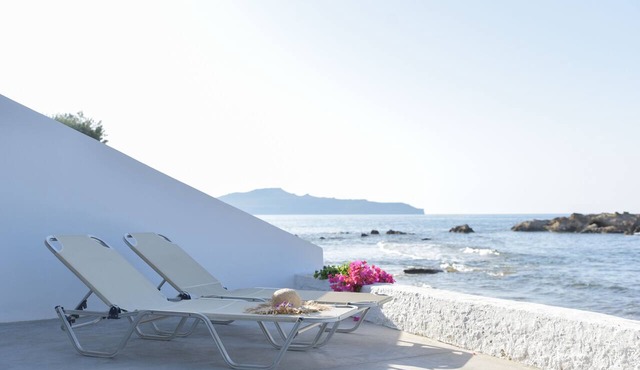 Seasound I. Amazing apartment into the sea