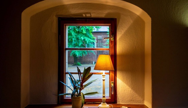 Single room with shared bathroom 1 - Youth guest house