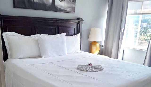 Sky View Retreat - King Bed