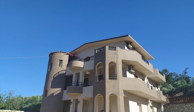 spacious apartment, Cretan Village, close to the sea, ideal spot to explore Crete