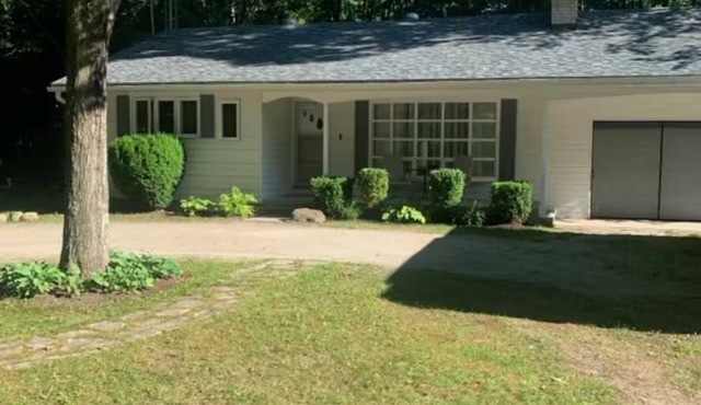 Spacious, renovated Beach House