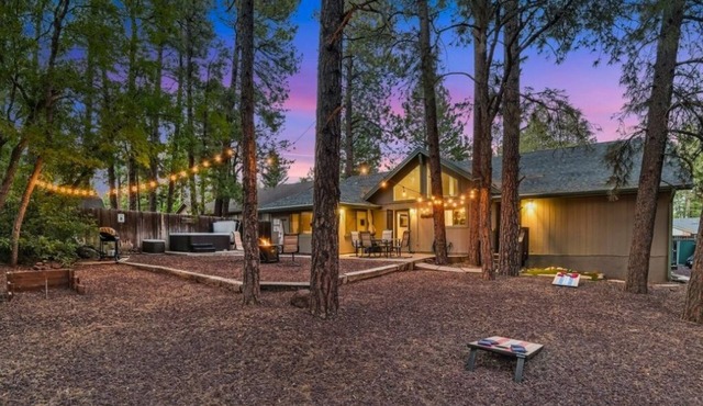 Spacious Retreat in the Pines w/Hot Tub + Fireplace! Fall Specials!