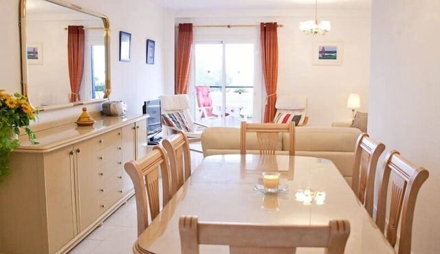 Spacious, sunny, seaview apartment set in lush gardens full size 25m pool