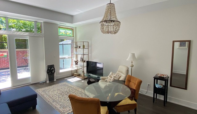 Steps from the Beach! Beautiful 1 Bedroom Condo w/Spacious Patio