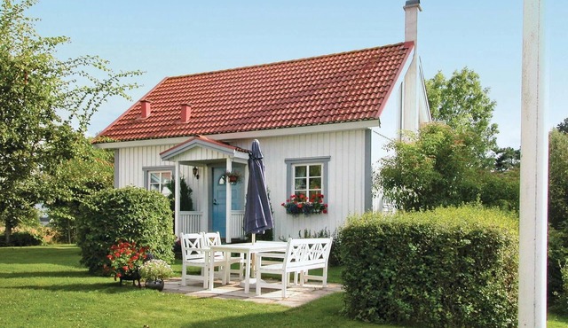 Stunning home in Eskilstuna with sauna