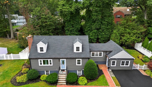 Stylish Stoneham Getaway Playground Game Room