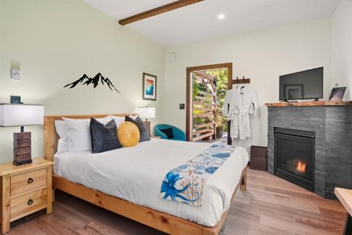 Suite Ucluelet - Romantic Couples Getaway-Sauna!
