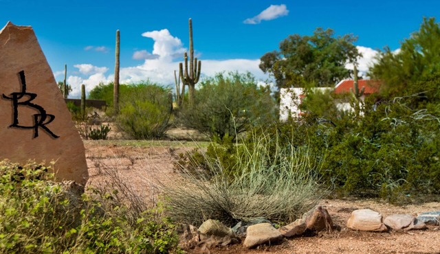 SUMMER DEALS - Dynamite property near Troon North, Cave Creek & Mayo Clinic