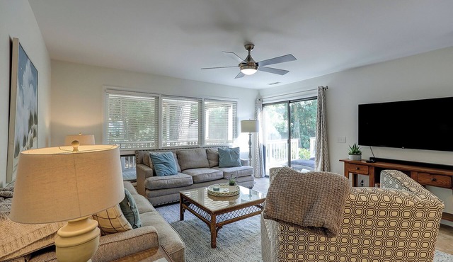 Sunset Rentals | Tennismaster 904