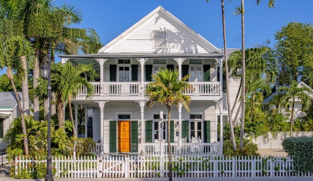 The Conch House Heritage Inn