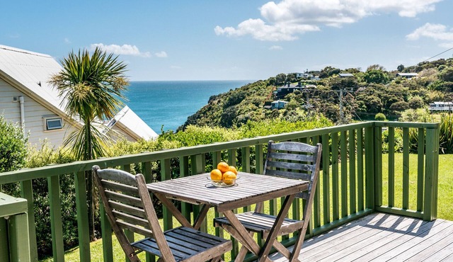 The Island Gem - Oneroa Holiday Home