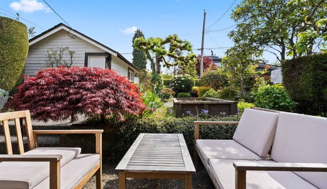 The Point Grey | 2BD/1BA Basement Suite