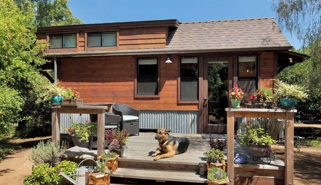 Tiny Cabin With Additional Open Air Sleeping Porch