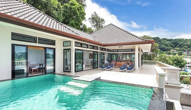 Ultimate Beachfront Panoramic Private Pool Villa