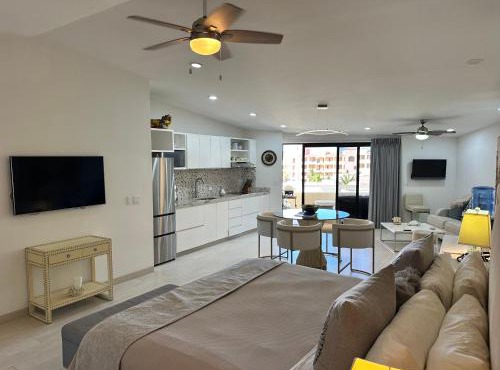 Unit 238 - Casa Amber-OCEAN VIEW-Fully Renovated