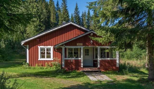 Unterkunft im Wald am See. Kommen Sie zu uns Nach Schweden
