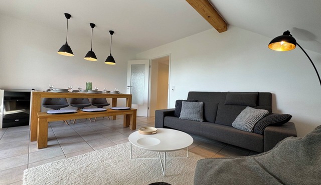 Vacation apartment at Seefeld Castle only 10 minutes walk to Pilsensee lake