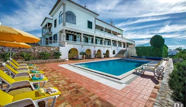 Vale da Canada Villa Sleeps 18 Pool WiFi