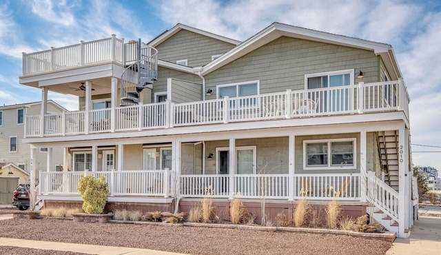 Victory Drift - 4 bedroom/2 bath - Sleeps 12 - Avalon, NJ