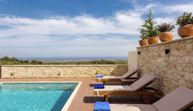 Villa Arkadi with Panoramic Pool and Nature