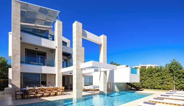 Villa Aroma-Steps from Agia Marina Beach by etouri