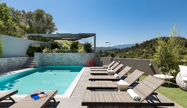 Villa Blanche - Top quality villa surrounded by nature, close to the beach
