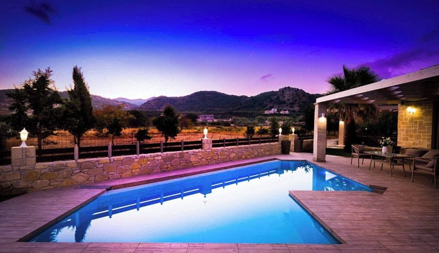 Villa Elenitsa - Two Bedroom Villa, Sleeps 4