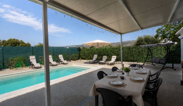 Villa in Comiso with 2 bedrooms sleeps 6