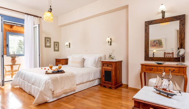 Villa Kallergi - Nefeli (450 m2) House for 6, west-central Crete