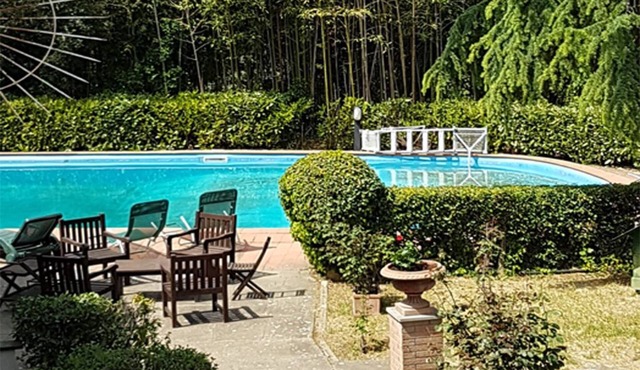 Villa with pool 2 steps from the center of Florence