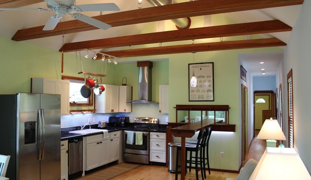 Walk to EVERYTHING Downtown within minutes. Shotgun House in Lincolnville.