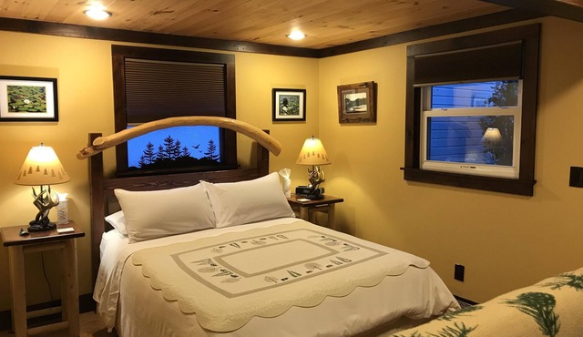 Walkable private suite in the heart of the village of Clinton, NY. 13323
