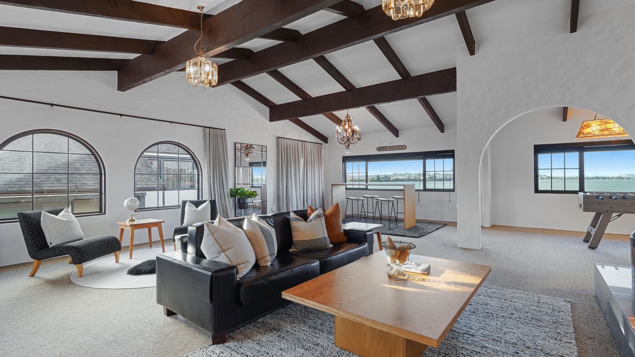 Photo of Livingroom in Sunnyhills
