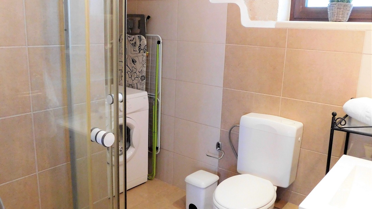Photo of Bathroom in Plaka