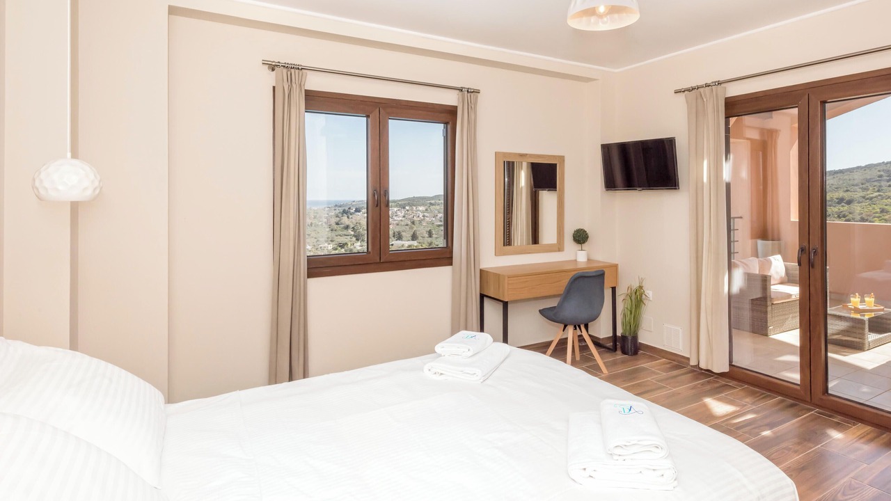 Photo of Bedroom in Makhairoi