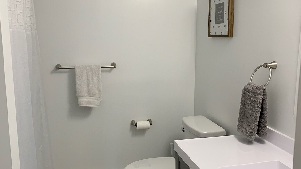 Photo of Bathroom in Holly