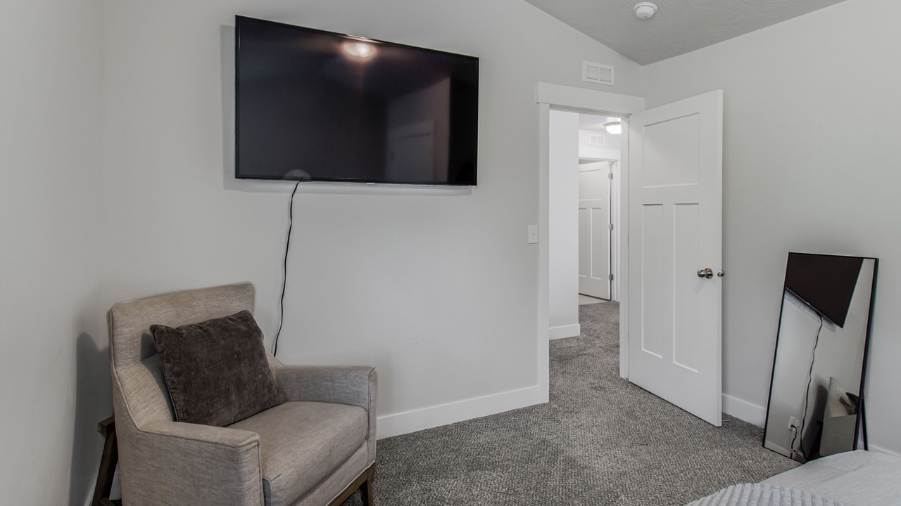 Photo of Bedroom in Millcreek